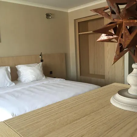 Carlton 3* Gandawa