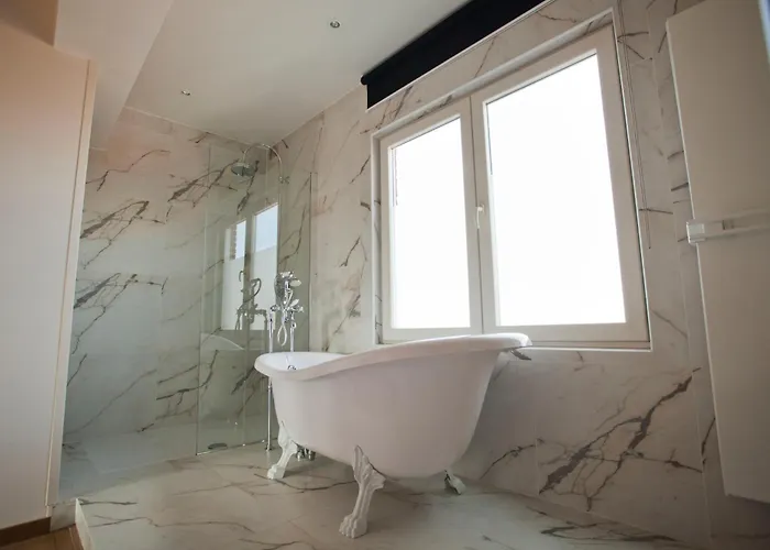 卡尔顿酒店 3* 根特